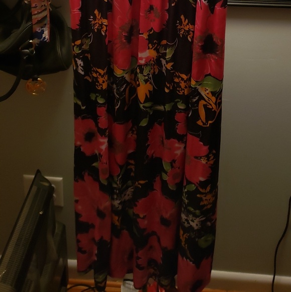 Halter Dress - Picture 3 of 3